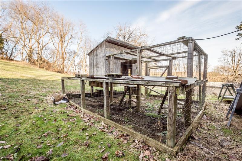 207 Steiner Bridge Road Valencia, PA 16059 - Photo 23 of 24 chicken coup