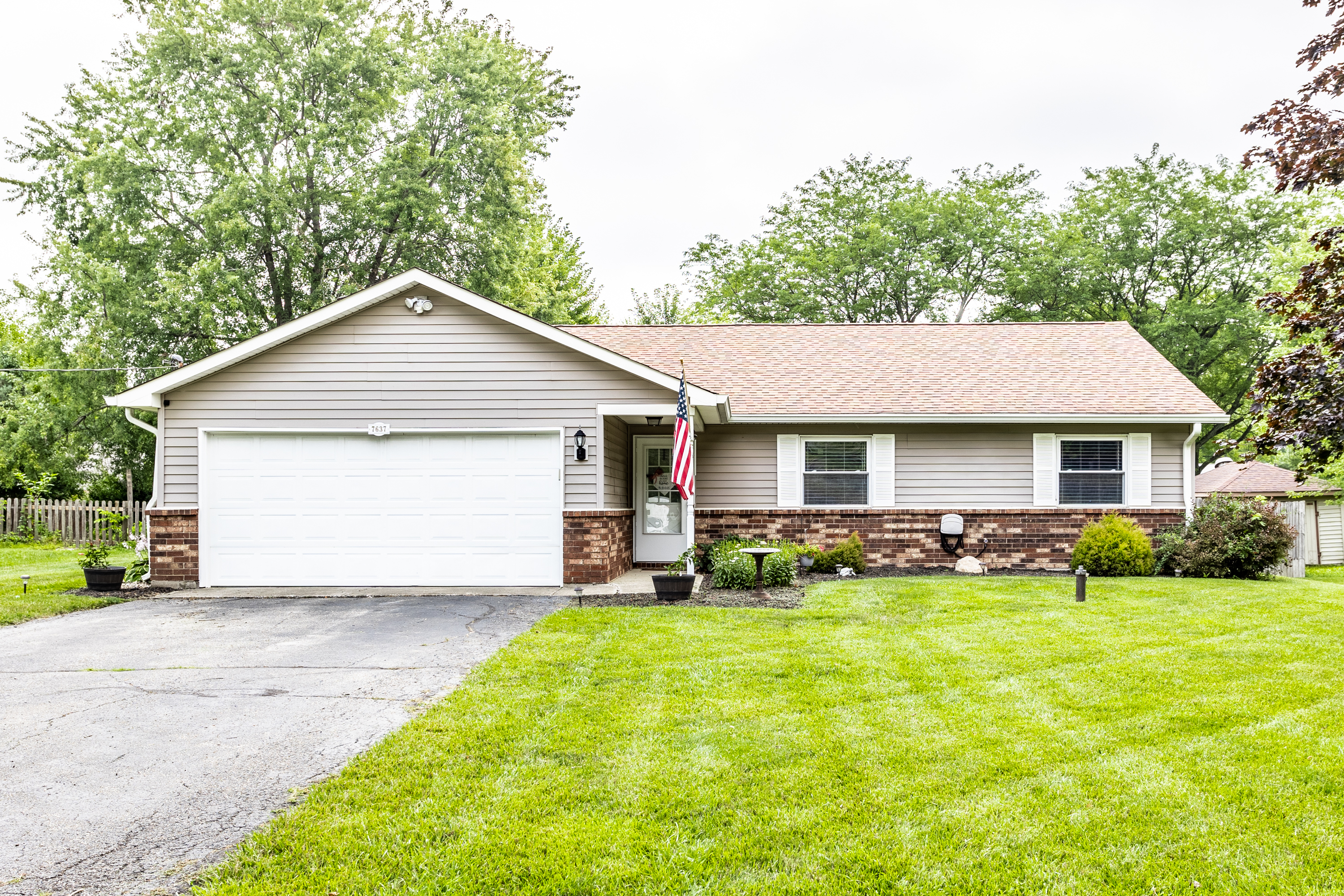 7637 Combs Road Indianapolis, IN 46237 - Photo 1 of 19 Gallery Image 1