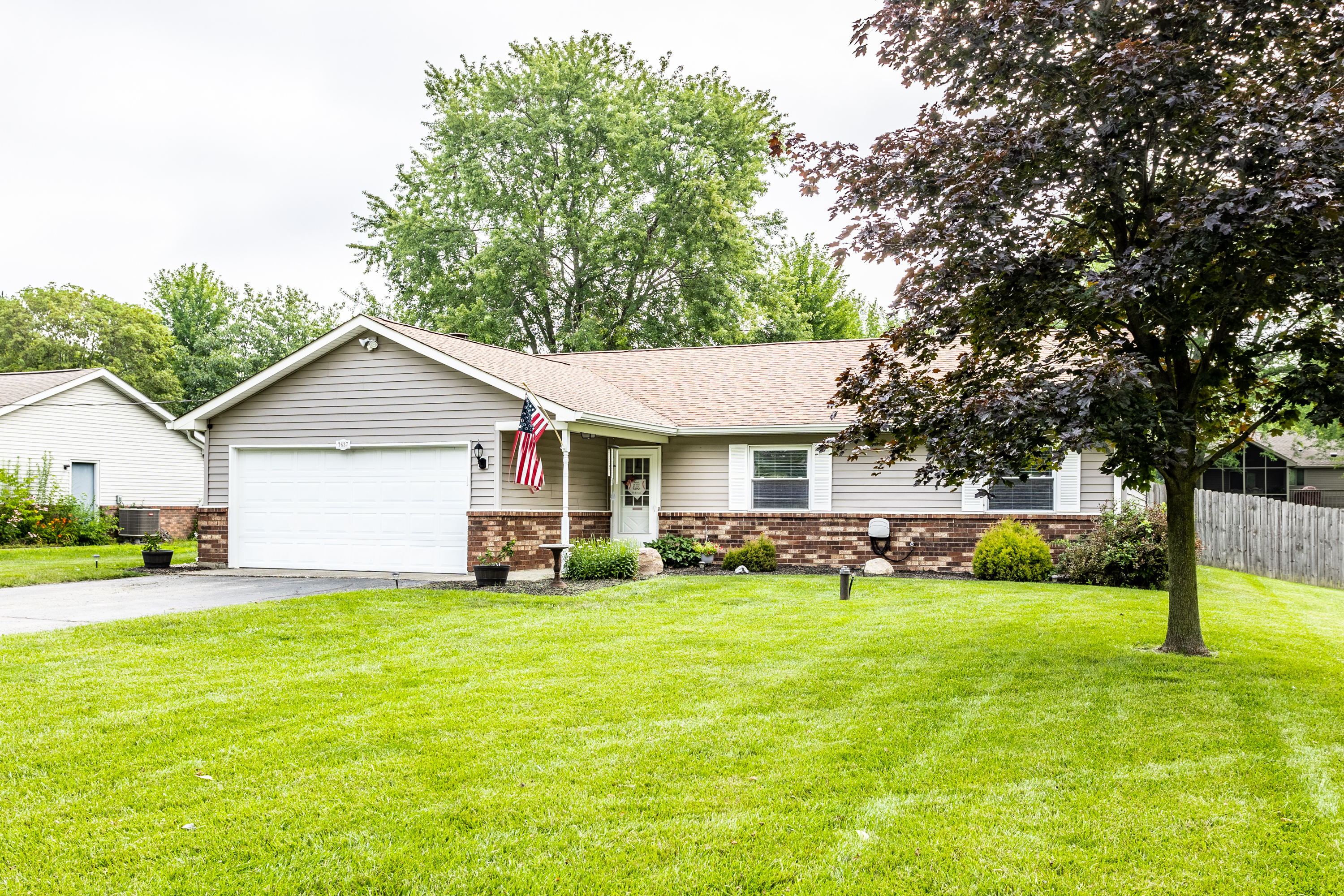 7637 Combs Road Indianapolis, IN 46237 - Photo 2 of 19 Gallery Image 2