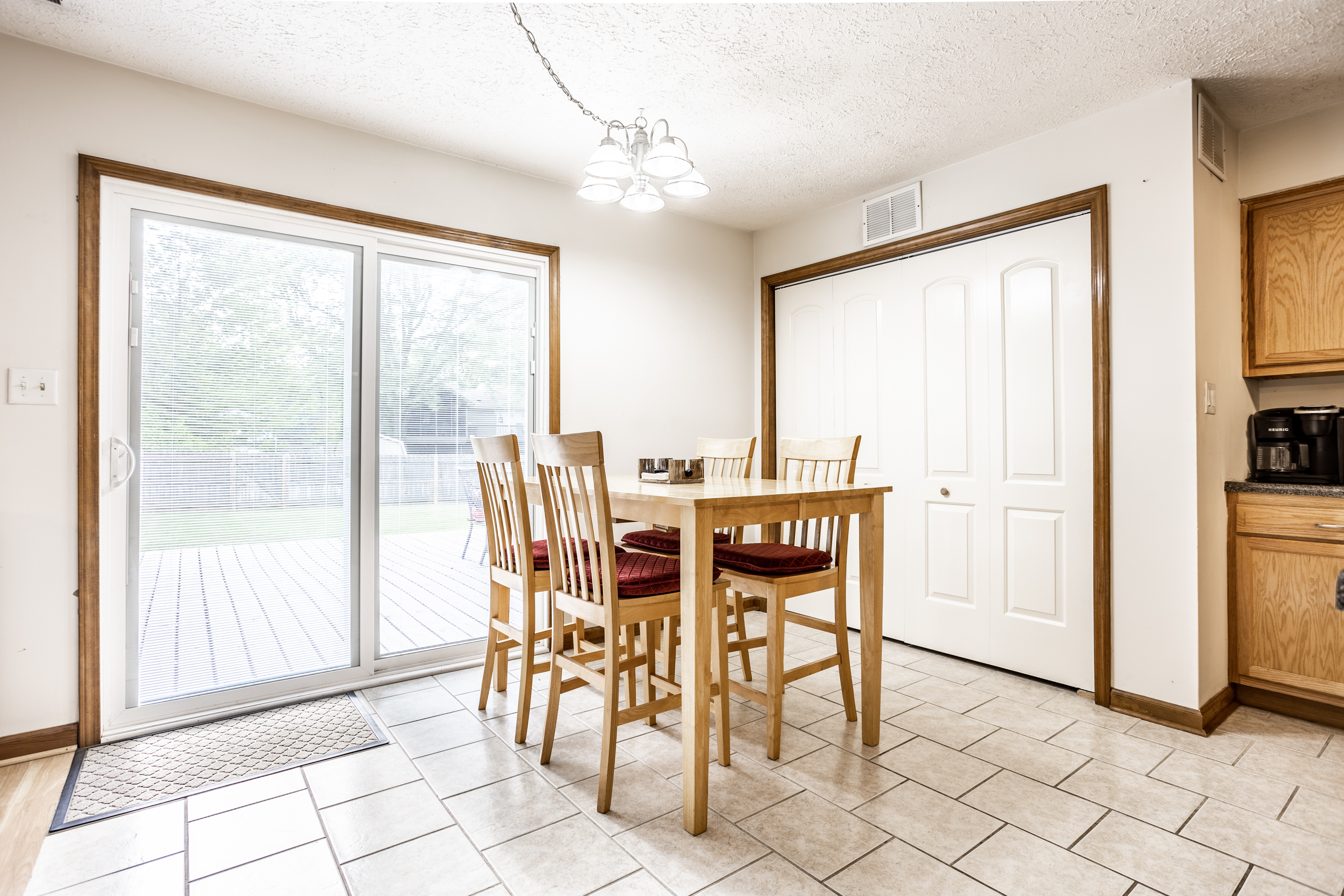 7637 Combs Road Indianapolis, IN 46237 - Photo 9 of 19 Gallery Image 9