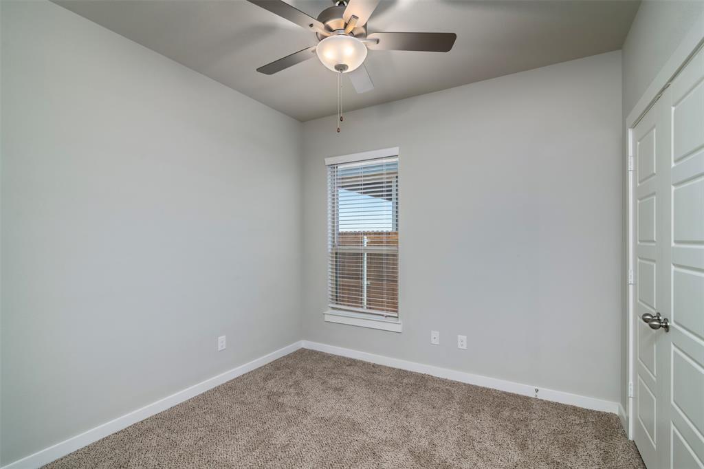 645 Fallow Drive Venus, TX 76084 - Photo 12 of 19