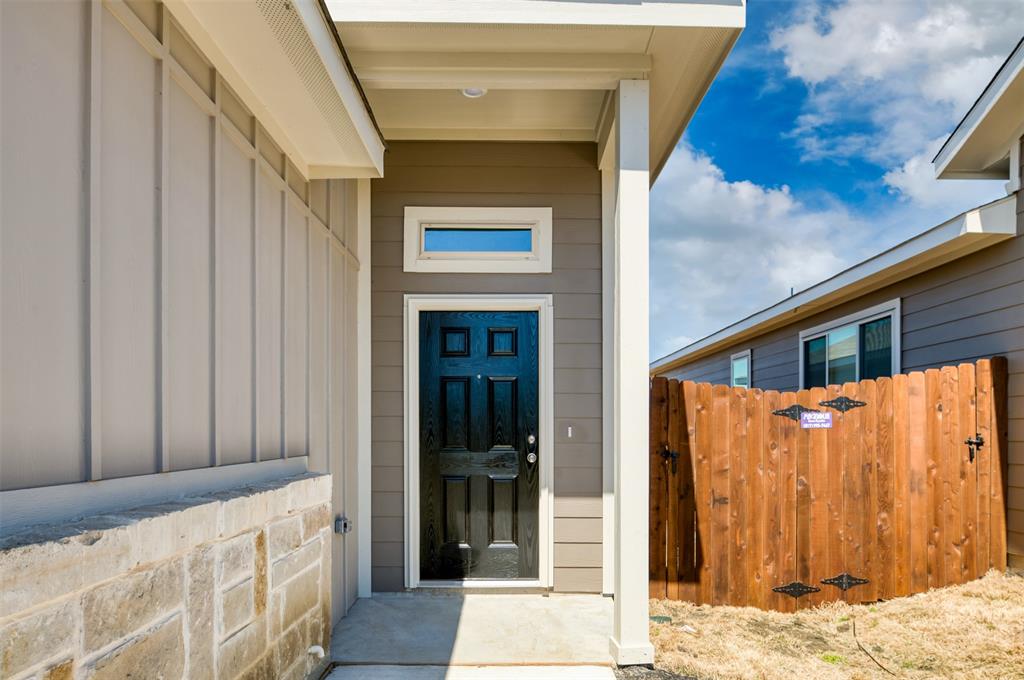 645 Fallow Drive Venus, TX 76084 - Photo 3 of 19