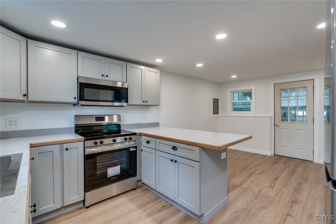 422 North Shore Road Macomb, NY 13646 - Photo 8 of 42