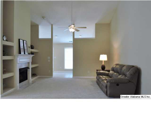 164 Pebble Drive Alabaster, AL 35007 - Photo 3 of 25