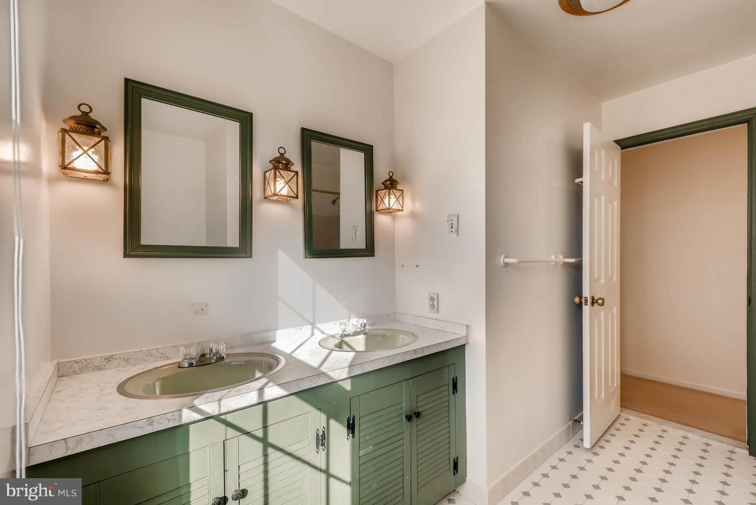 3222 Suffolk Lane Fallston, MD 21047 - Photo 22 of 30 Hall Bath
