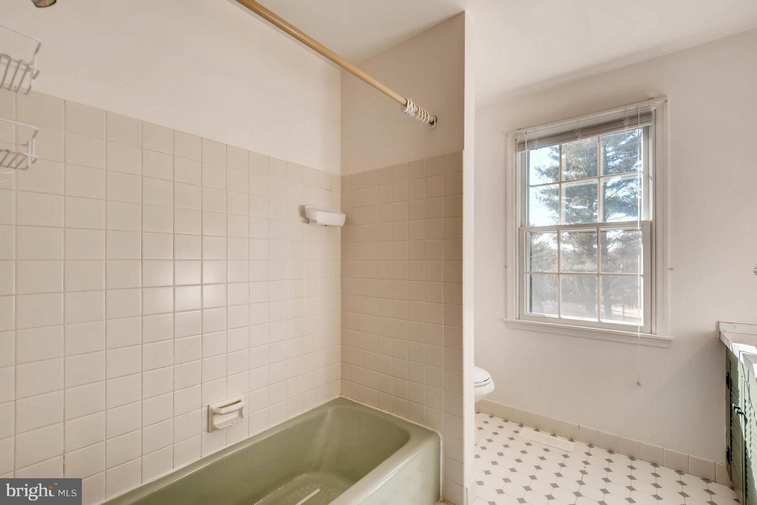 3222 Suffolk Lane Fallston, MD 21047 - Photo 23 of 30 Hall Bath