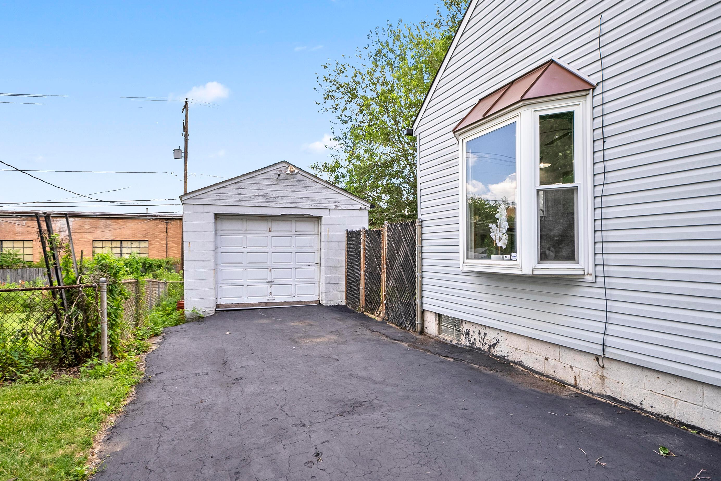 1704 Rhoda Avenue Columbus, OH 43212 - Photo 5 of 51