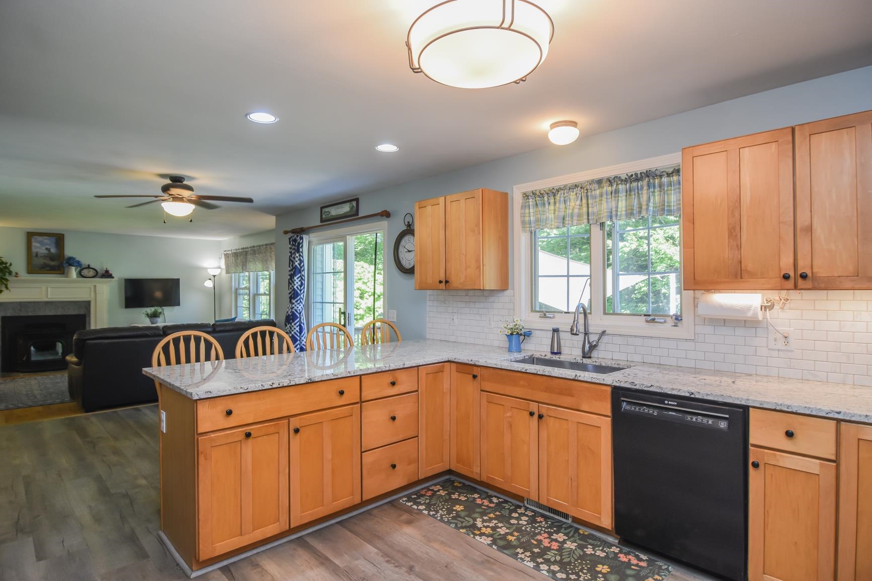 22 Sargent Road Brookline, NH 03033 - Photo 13 of 59