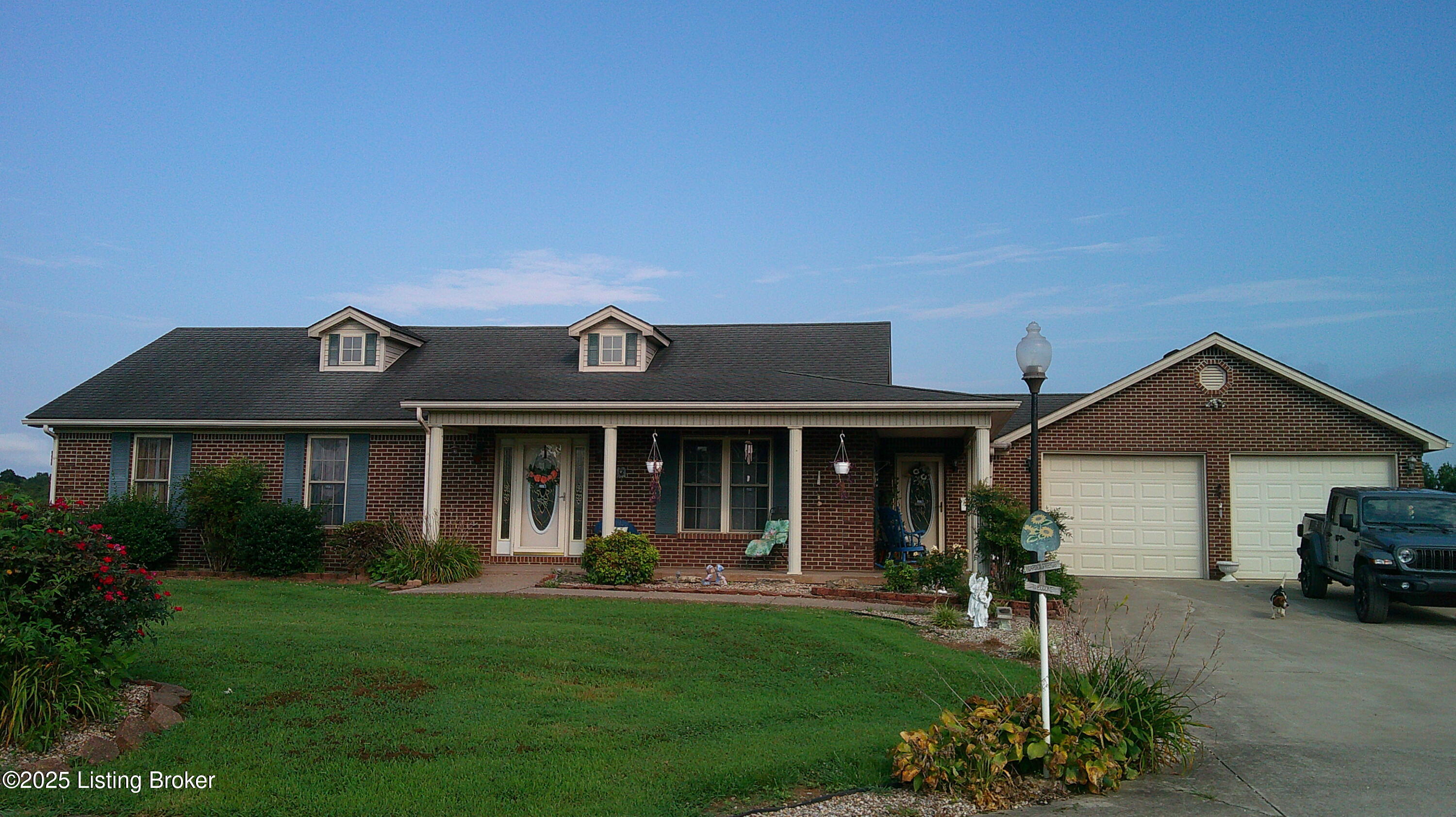 2568 Holy Cross Road New Haven, KY 40051 - Photo 1 of 45 Front