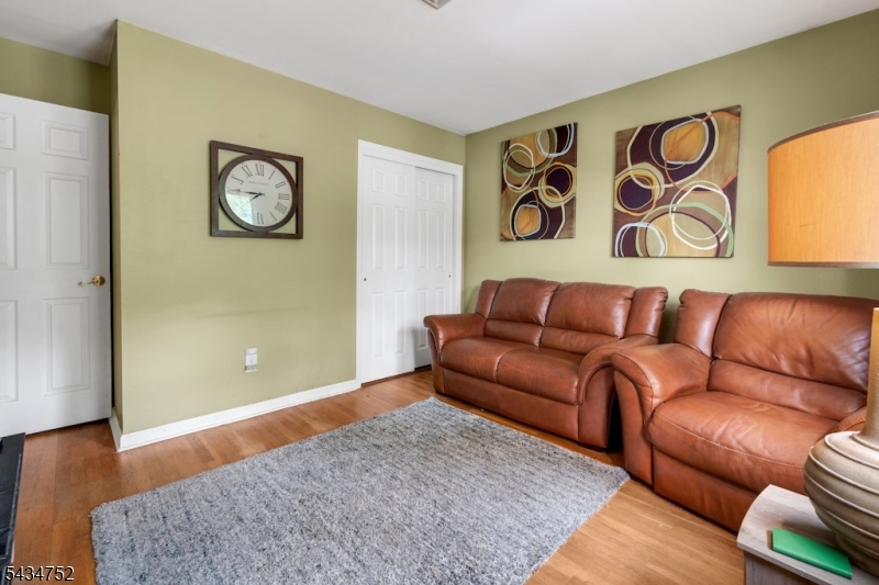 185 Ratzer Road Wayne, NJ 07470 - Photo 23 of 36