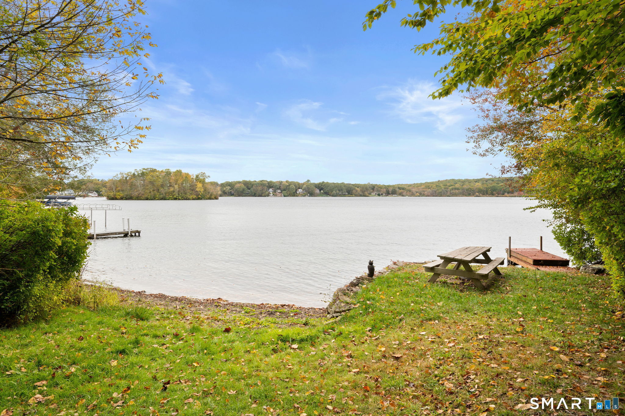 87 B Cottage Road Montville, CT 06370 - Photo 3 of 35