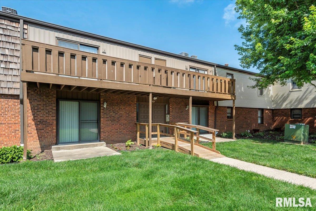 1909 Jeanette Lane, Unit 5 Springfield, IL 62702 - Photo 1 of 20 Gallery Image 1