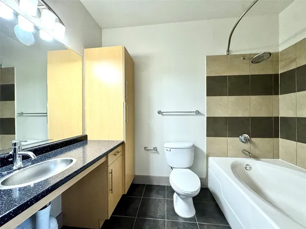 $1,695 | 3660 Richmond Avenue, Unit 322, Houston, TX 77046