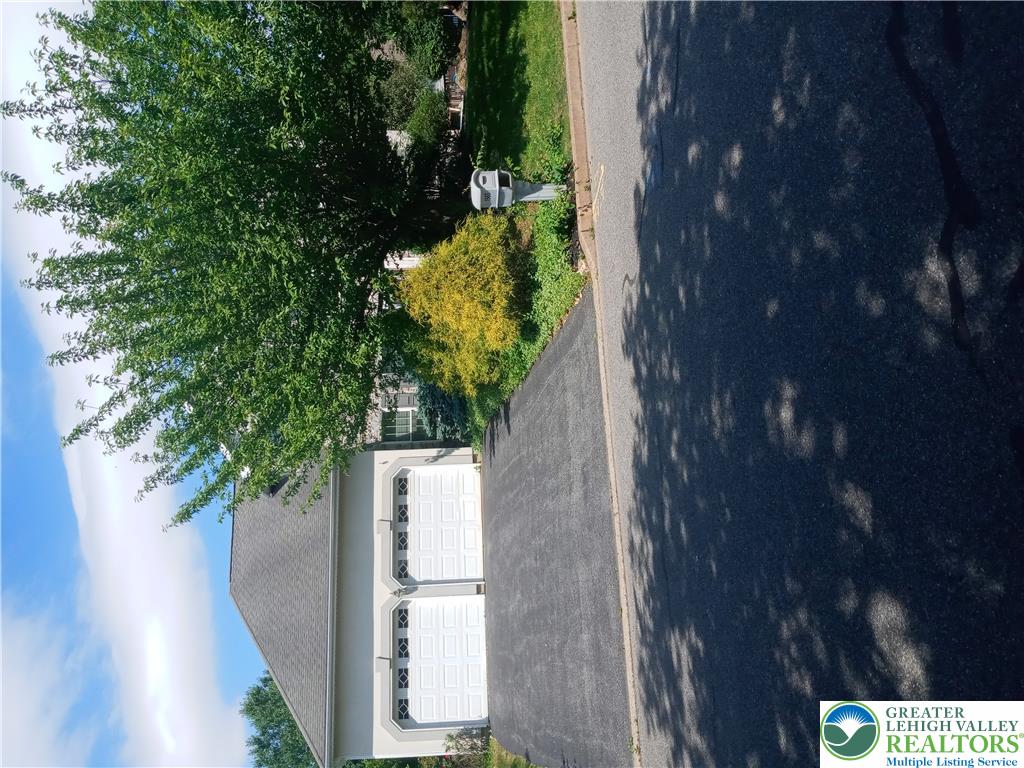 1560 Deer Path Road Easton, PA 18040 - Photo 3 of 38 Lush greenery in the summer