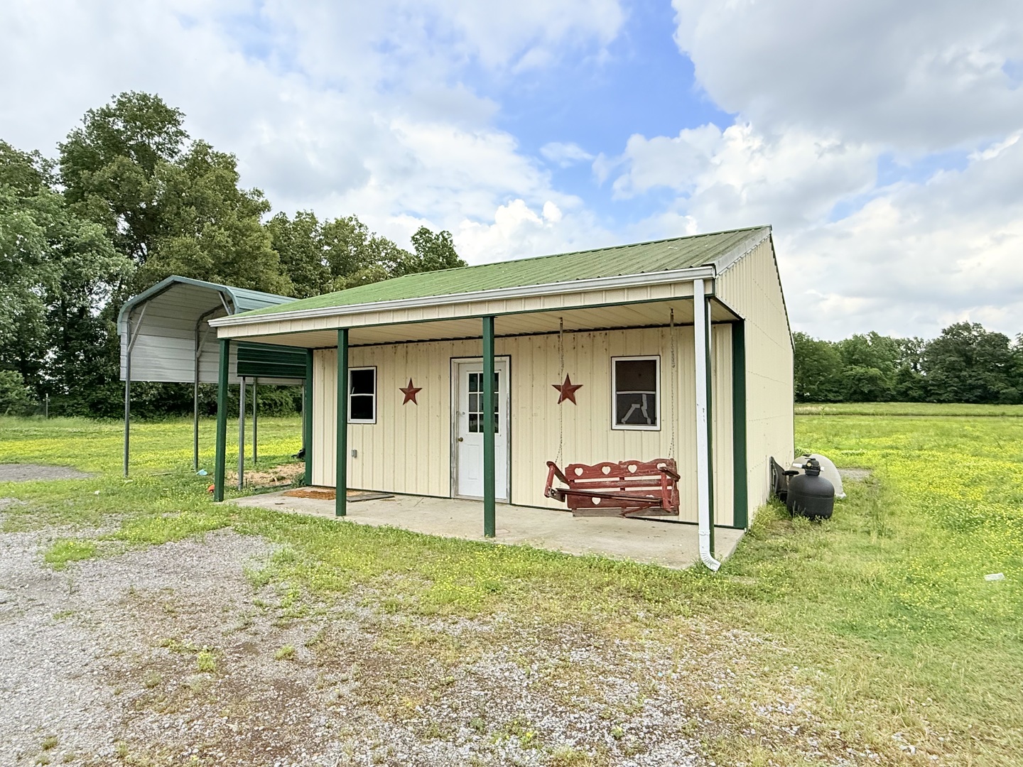 55 Curry Road Eldorado, IL 62930 - Photo 4 of 5