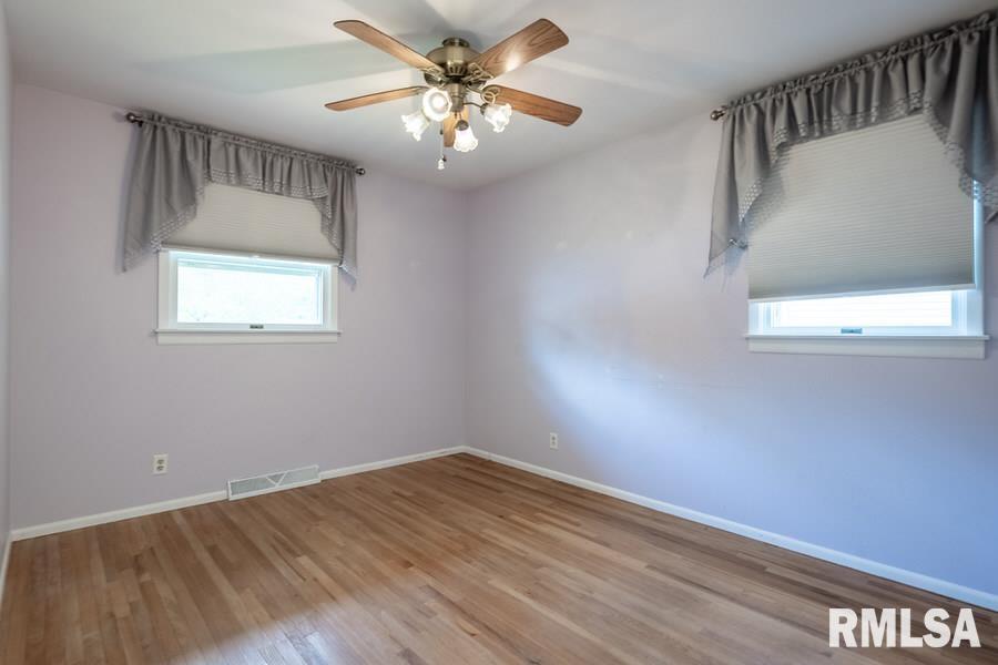 6142 North Hamilton Road Peoria, IL 61614 - Photo 18 of 49 Gallery Image 18