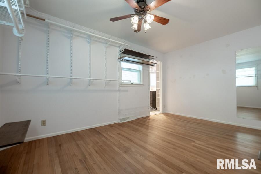 6142 North Hamilton Road Peoria, IL 61614 - Photo 19 of 49 Gallery Image 19