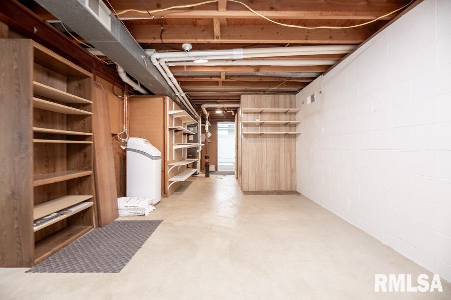 6142 North Hamilton Road Peoria, IL 61614 - Photo 34 of 49 Gallery Image 34