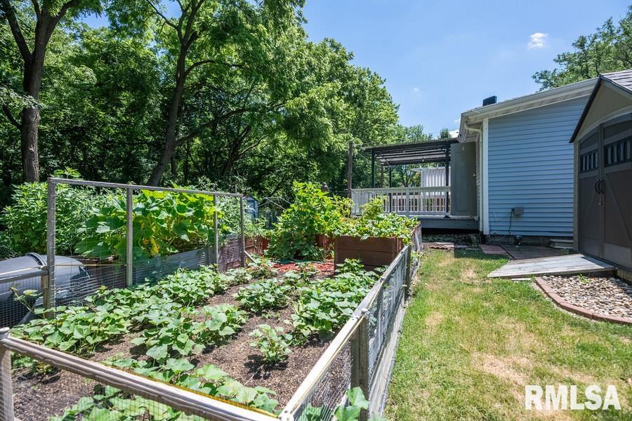 6142 North Hamilton Road Peoria, IL 61614 - Photo 43 of 49 Gallery Image 43