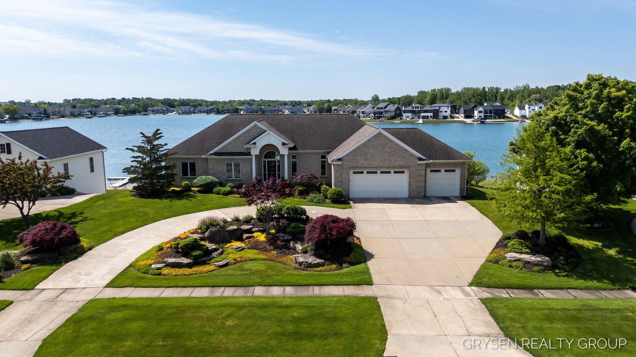 2536 Fillmore Street Jenison, MI 49428 - Photo 1 of 57 16-web-or-mls-2536-fillmore-st