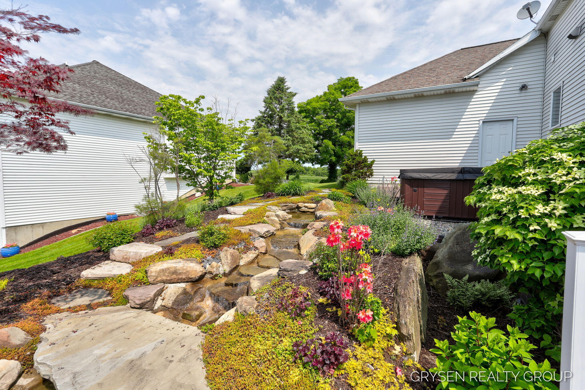 2536 Fillmore Street Jenison, MI 49428 - Photo 47 of 57 11-web-or-mls-2536-fillmore-st