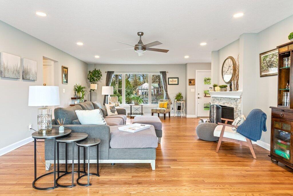249 East Cooke Road Columbus, OH 43214 - Photo 9 of 40 249 East Cooke Road-17.jpg-SMALL
