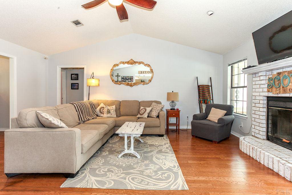 2950 Stefani Road Cantonment, FL 32533 - Photo 7 of 49