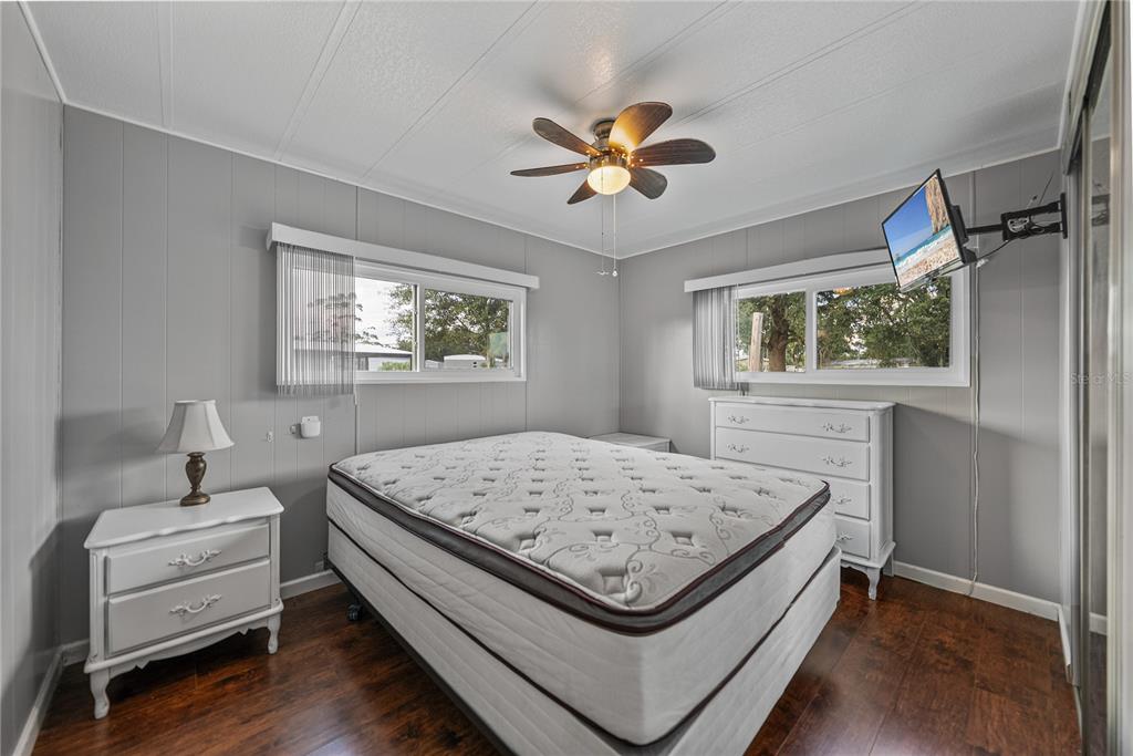 1610 Reynolds Road, Unit 72 Lakeland, FL 33801 - Photo 14 of 25 a living room with couch and a window