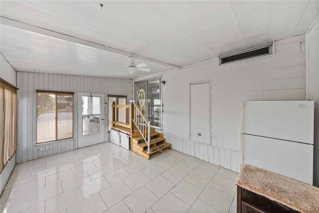 1610 Reynolds Road, Unit 72 Lakeland, FL 33801 - Photo 18 of 25 a view of an empty room with a window