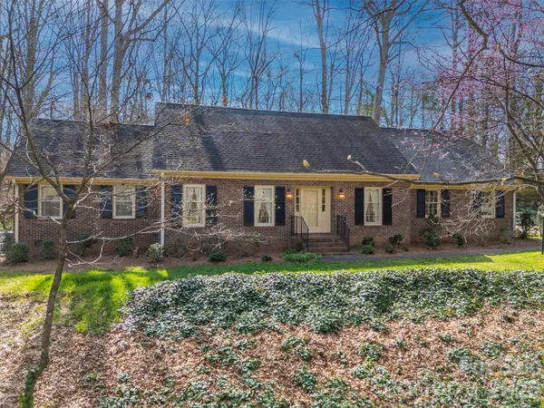 $400,000 | 277 Forest Hills Circle, Rutherfordton, NC 28139