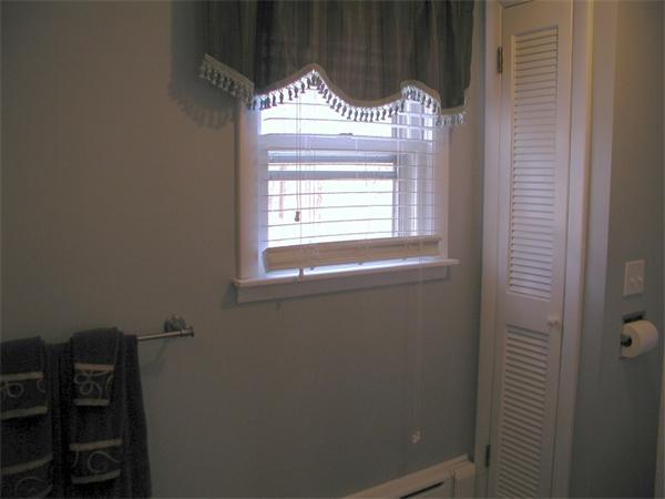 740 Main Road Westport, MA 02790 - Photo 10 of 17 Gallery Image 10
