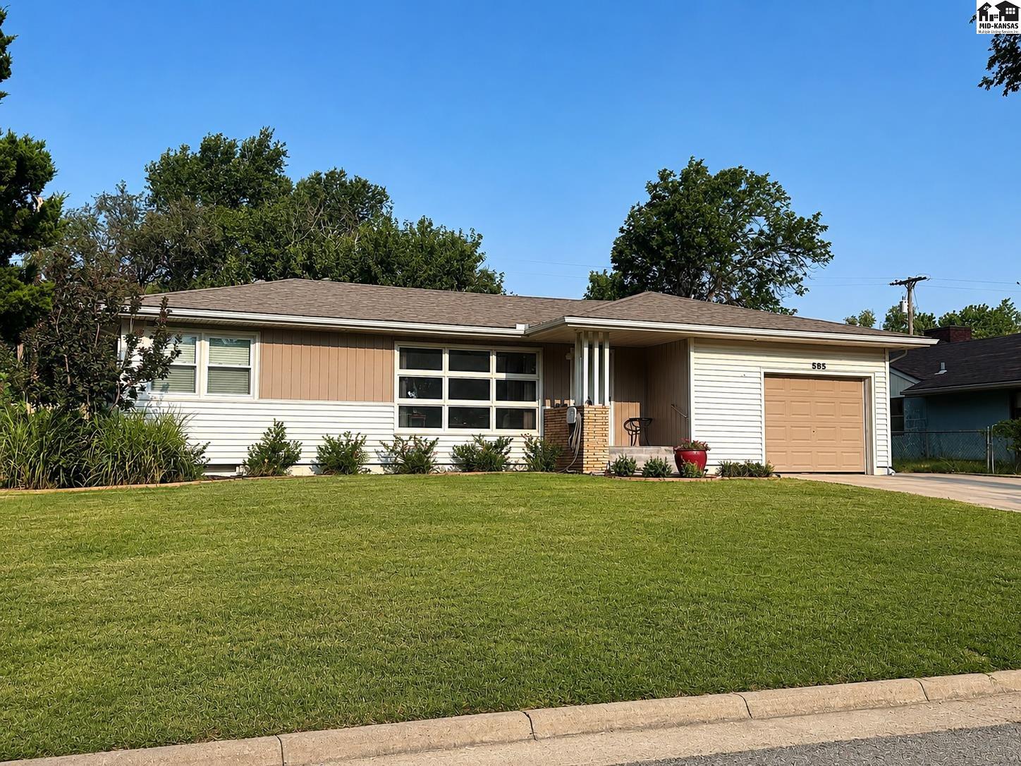 585 Belmont Road Pratt, KS 67124 - Photo 1 of 46 Gallery Image 1