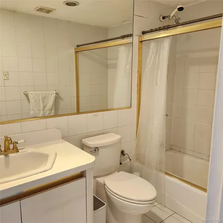 $1,090,000 | 43 Forest Drive, Jericho, NY 11753