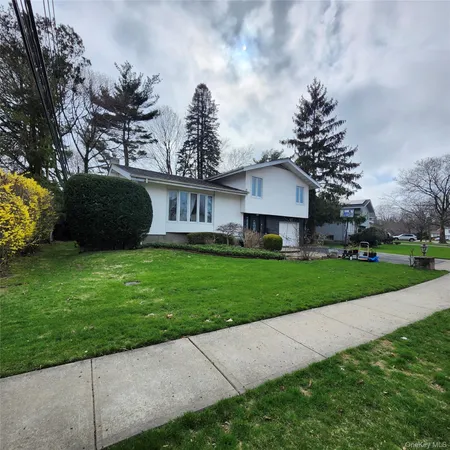 $1,090,000 | 43 Forest Drive, Jericho, NY 11753