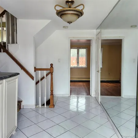 $1,090,000 | 43 Forest Drive, Jericho, NY 11753