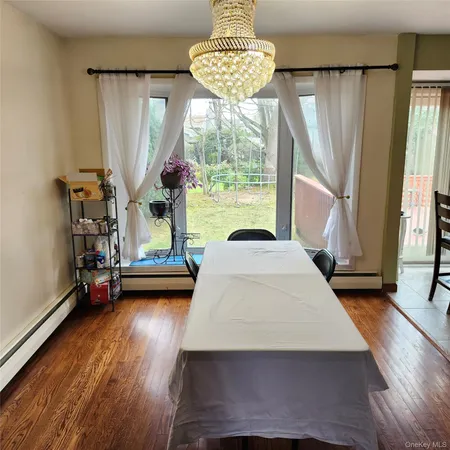 $1,090,000 | 43 Forest Drive, Jericho, NY 11753