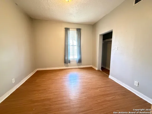 $1,250 | 816 Hays Street, San Antonio, TX 78202