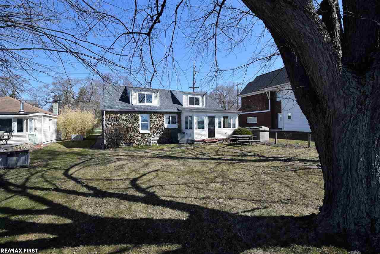 3915 Pointe Tremble Road Algonac, MI 48001 - Photo 2 of 39 31345808-1.JPG