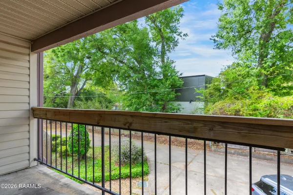 $156,000 | 110 W Bayou, Unit 302, Lafayette, LA 70503