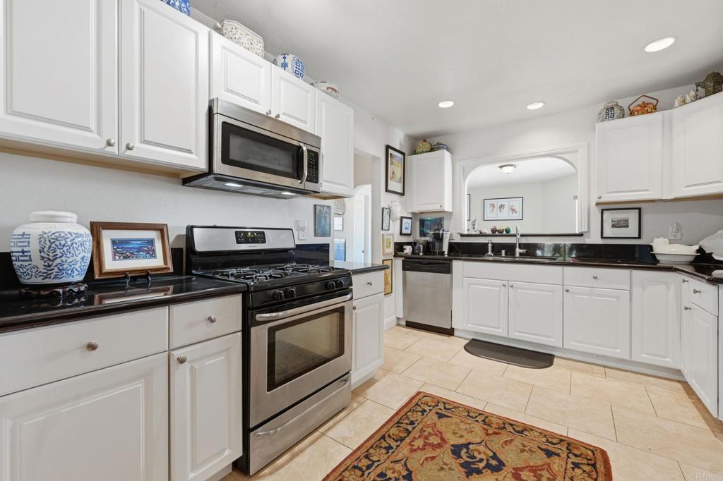 10 5th Avenue Chula Vista, CA 91910 - Photo 3 of 41