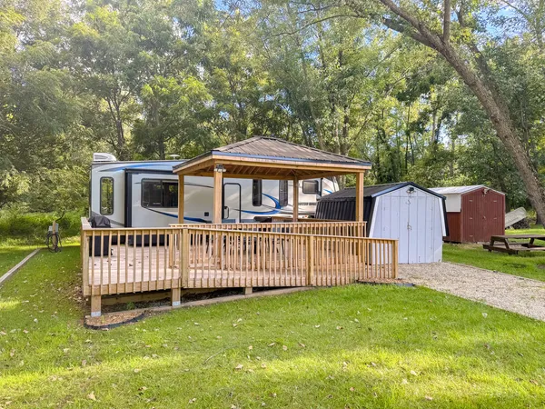 $72,000 | 17-83 83, Amboy, IL 61310