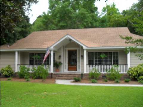 995 Harbortowne Road Charleston, SC 29412 - Photo 1 of 4 Primary Photo
