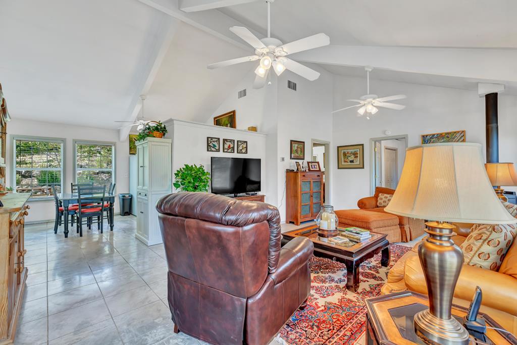 194 Kidwell Road, Unit 2 3 London, TX 76854 - Photo 15 of 41 Gallery Image 15