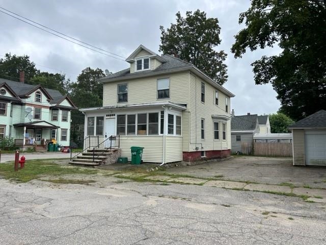 47 Leonard Street Rochester, NH 03867 - Photo 1 of 12