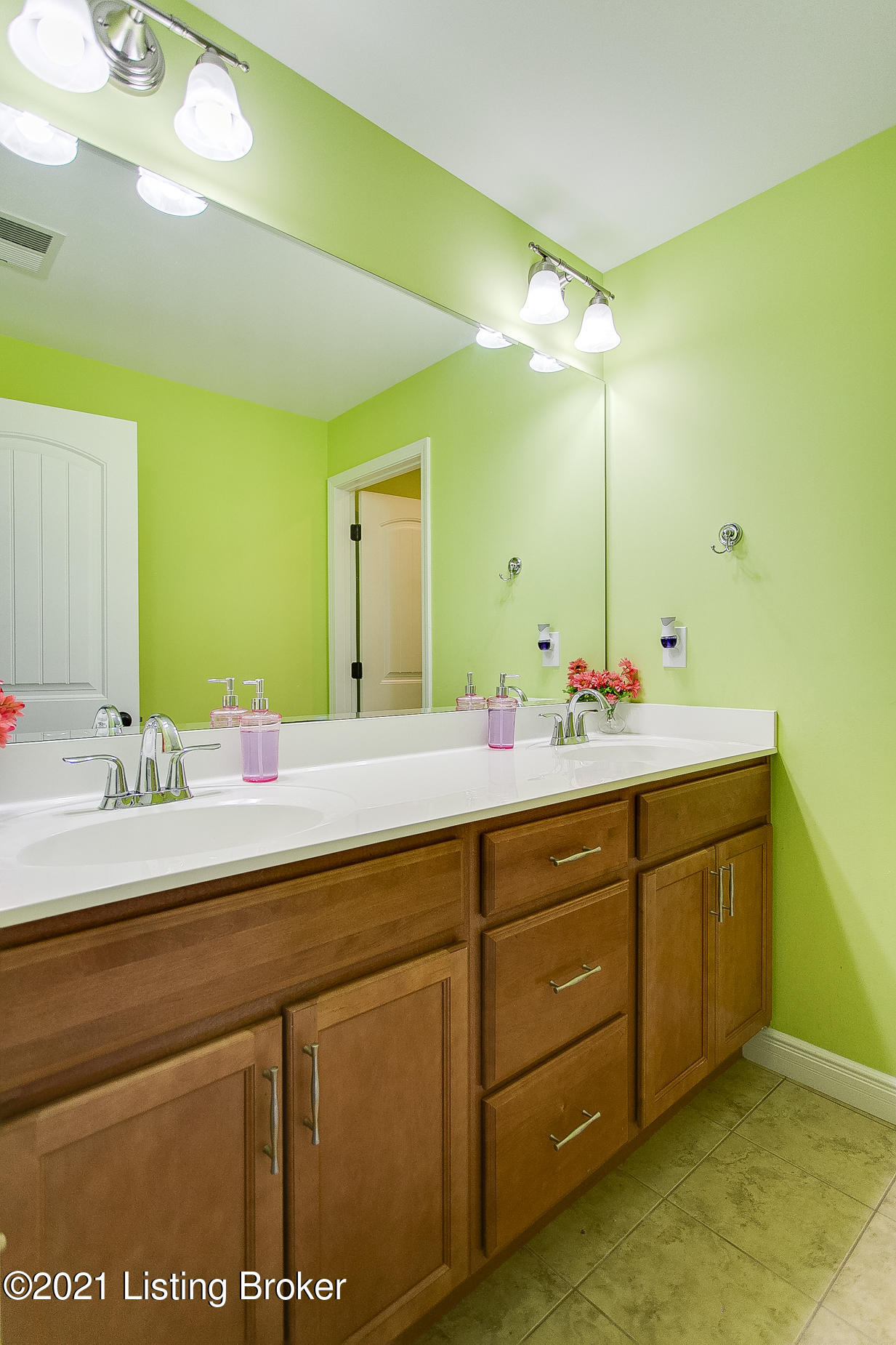 6705 Hypoint Ridge Road Crestwood, KY 40014 - Photo 34 of 57 6705 Hypoint Ridge Rd-35
