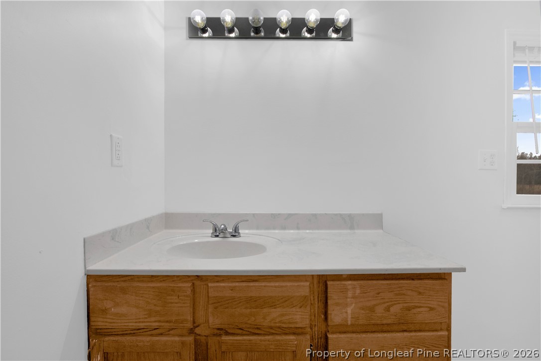 8161 Highway 130 Maxton, NC 28364 - Photo 26 of 35