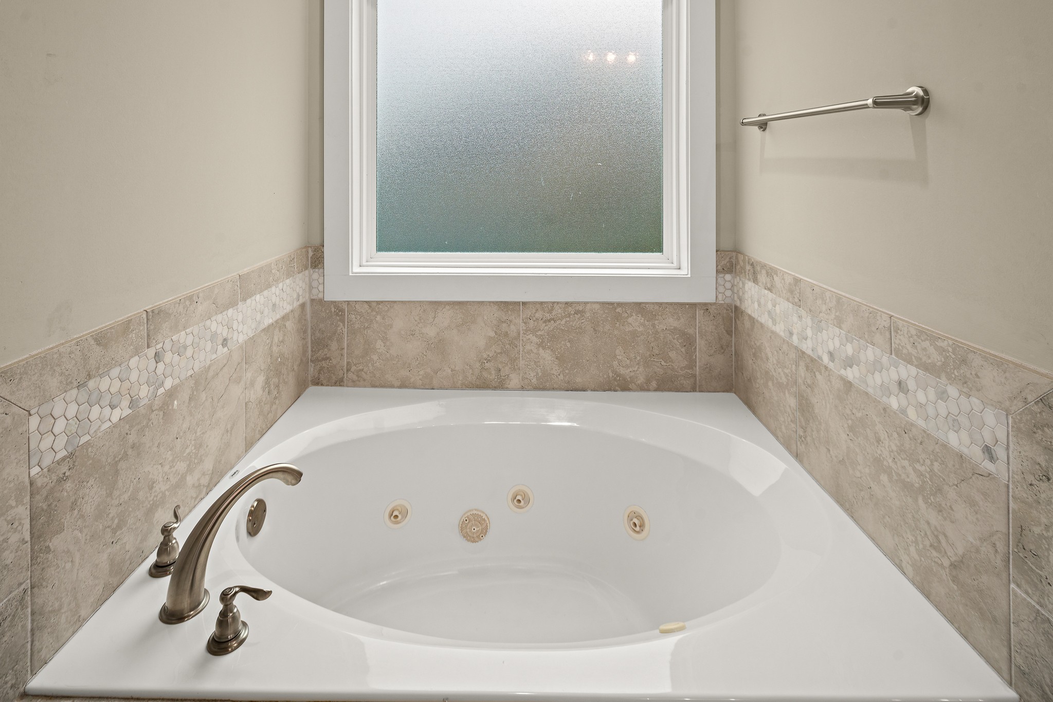 1105 Pegasus Run Lascassas, TN 37085 - Photo 24 of 48 a bathroom with a tub
