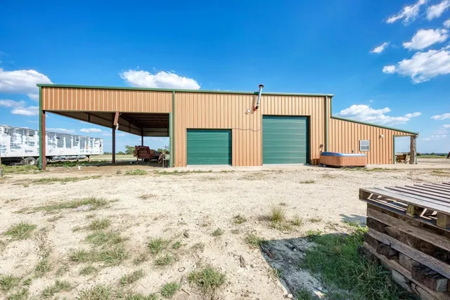$490,000 | 1155 County Road 304, Oglesby, TX 76561