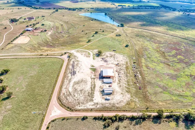 $490,000 | 1155 County Road 304, Oglesby, TX 76561
