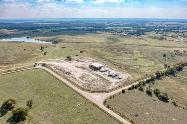 $490,000 | 1155 County Road 304, Oglesby, TX 76561